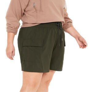 Old Navy 4X High Rise 5” Inseam StretchTech Shorts (D94.5)